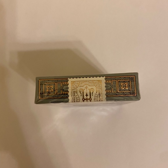 Hudson Premium Playing Cards - Picture 5 of 6